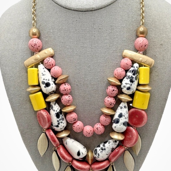 Anthropologie Tahiti Boho Bib necklace, pink , white, yellow - Picture 5 of 5